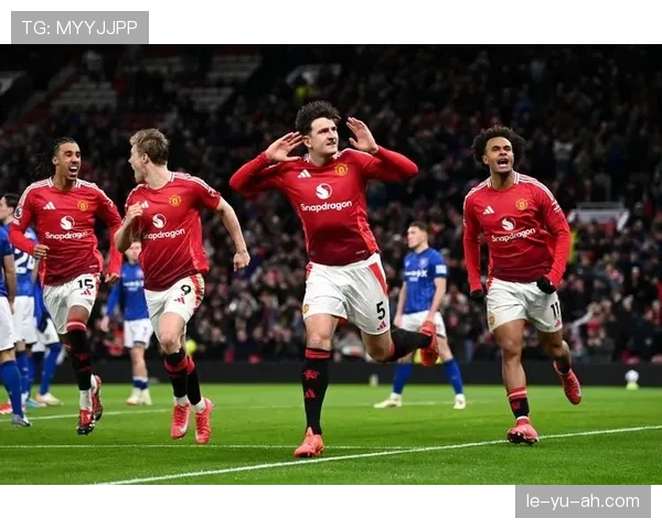 库克助伊普斯维奇闪耀英超新赛季