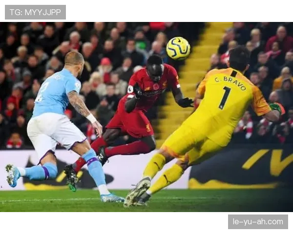 卢卡斯·帕奎塔状态回暖，助球队稳健迎战英超强敌