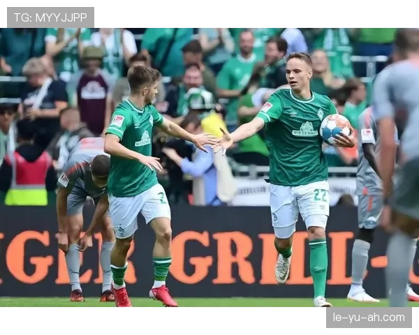 图卢兹中场重构显成效：新援融入加速战术体系升级