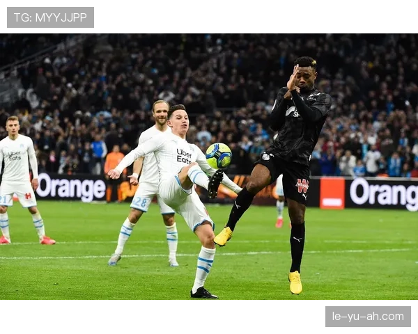 凯塞多持续展现超凡防守能力，稳固球队后防线值得关注