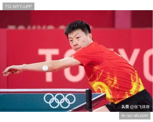 马龙训练完顺手啃了根蛋白棒，这自律我连边都摸不着