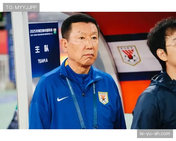 山东泰山中场结构偏单一，当前阶段控制比赛节奏能力受限，稳定性面临考验